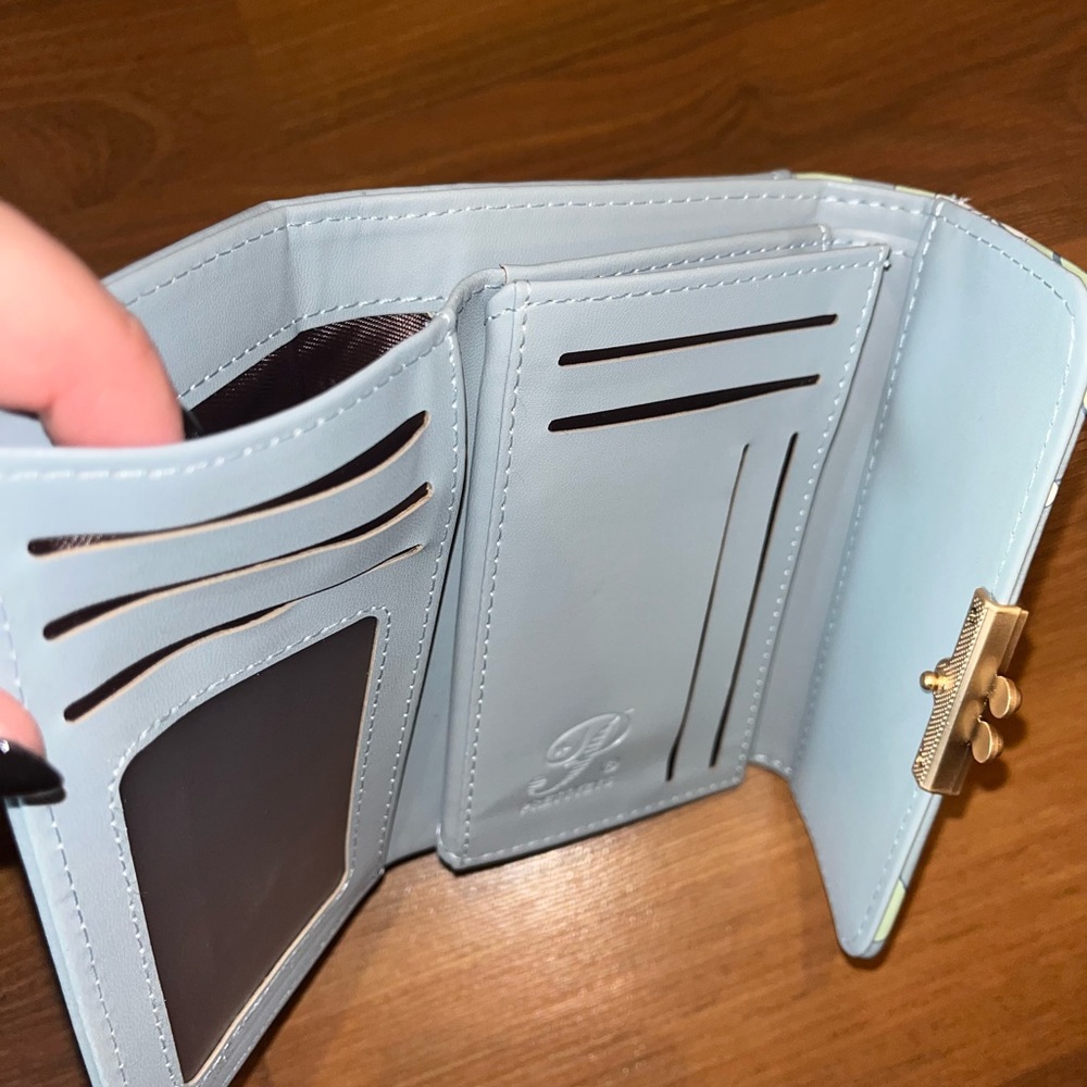 Blue Floral Wallet - Picture 3 of 3